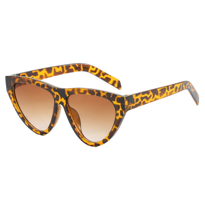 Damen futuristische Cat-Eye Sonnenbrille mit hochwertigem Kunststoffrahmen Karnz
