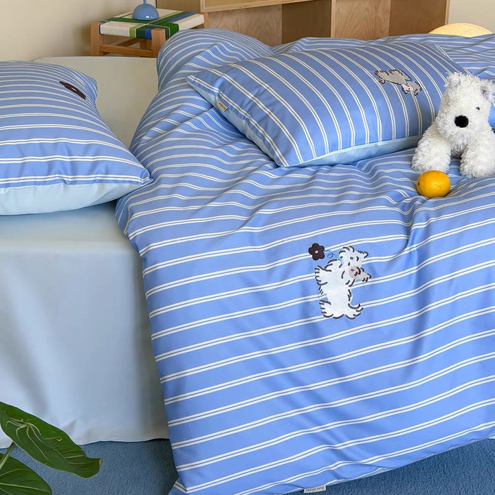 Gestreiftes Baumwollsateen-Bettbezug-Set mit besticktem Katzenpatch und verdecktem Reißverschluss