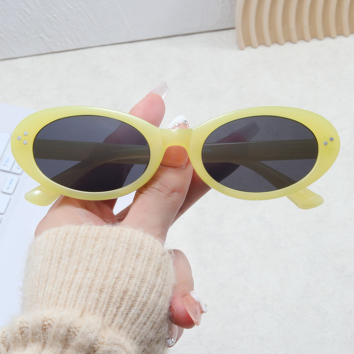 Damen modische Sonnenbrille im eleganten Ovaldesign Karnz