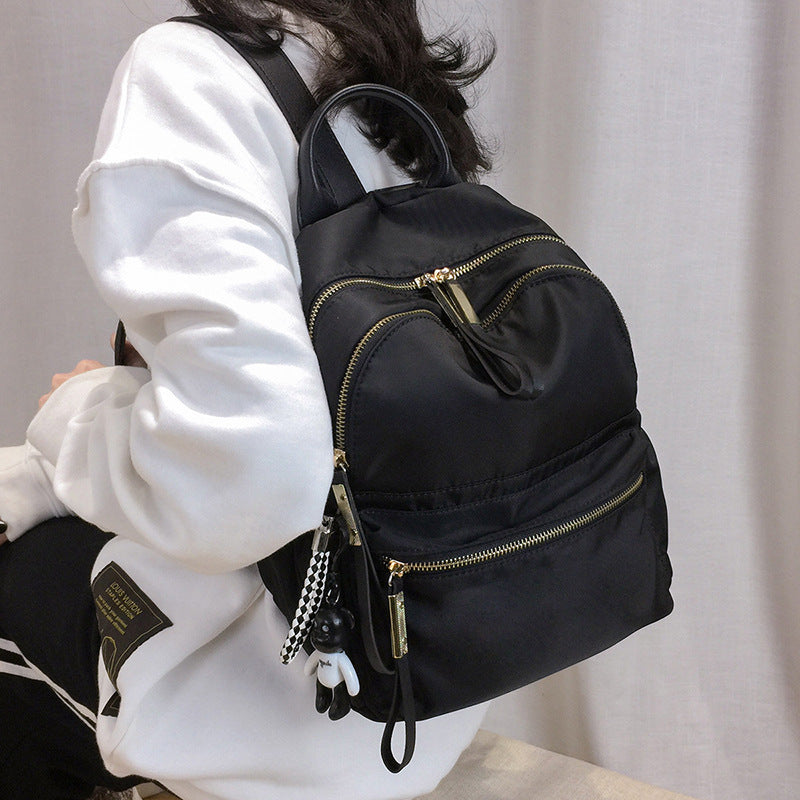 Moderner Dual-Reißverschluss-Rucksack Karnz
