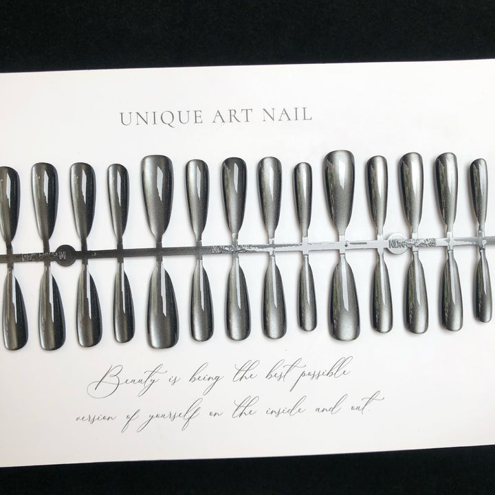Premium stilvolles Press-On Nail Set