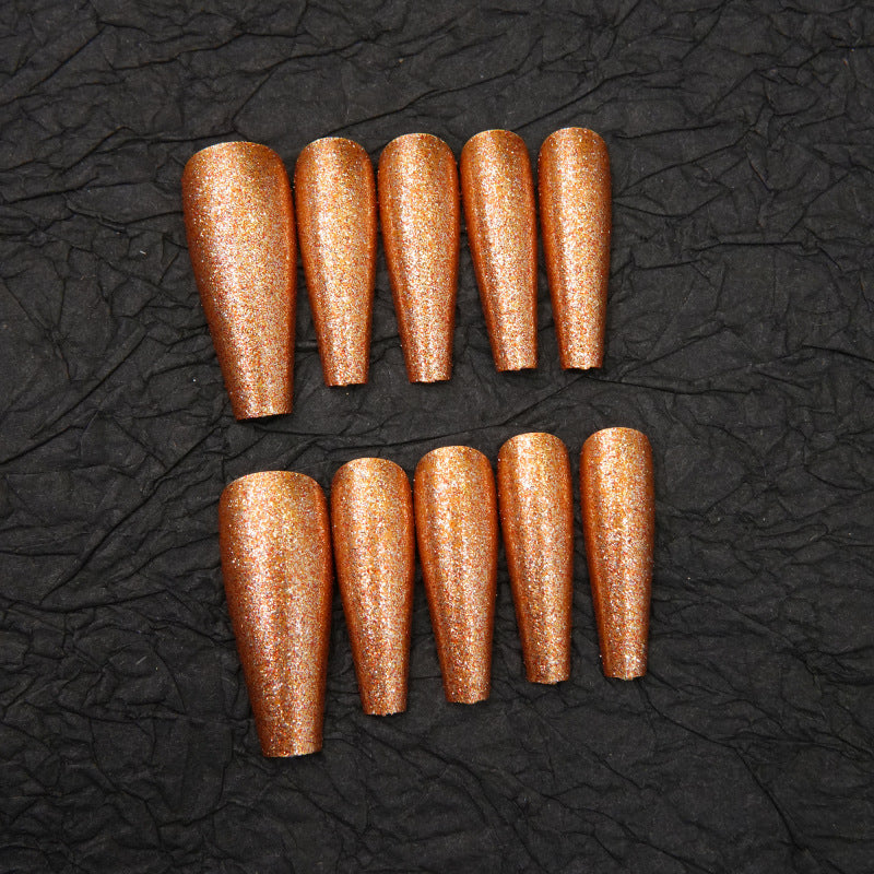 Glitzernde Stiletto Press-On Nageldesigns