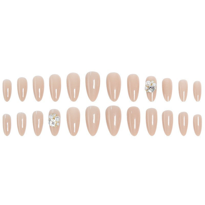 Kunstnagelset mit elegantem Perlendesign und hochglänzender Oberfläche Karnz
