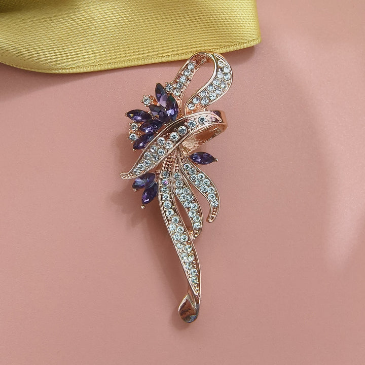 Exquisite Brosche mit Funkelnden Zirkonia und Blauen Edelsteinen Karnz