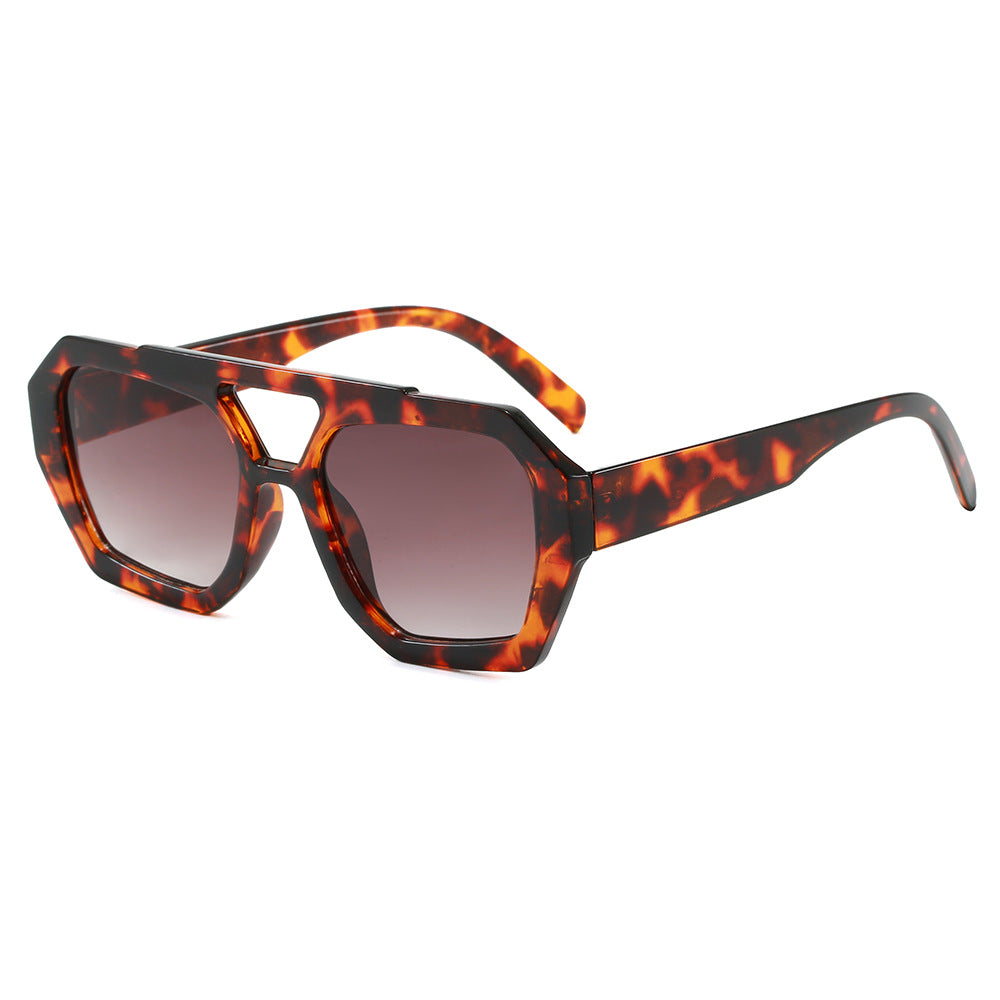 Damen geometrische Sonnenbrille im extravaganten Design Karnz