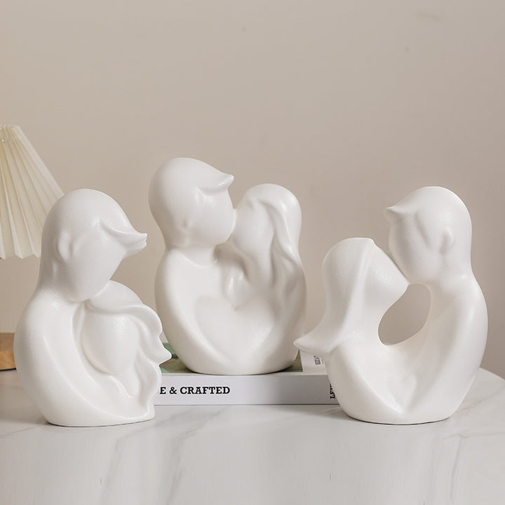 Stilvolle Amor Skulptur Karnz