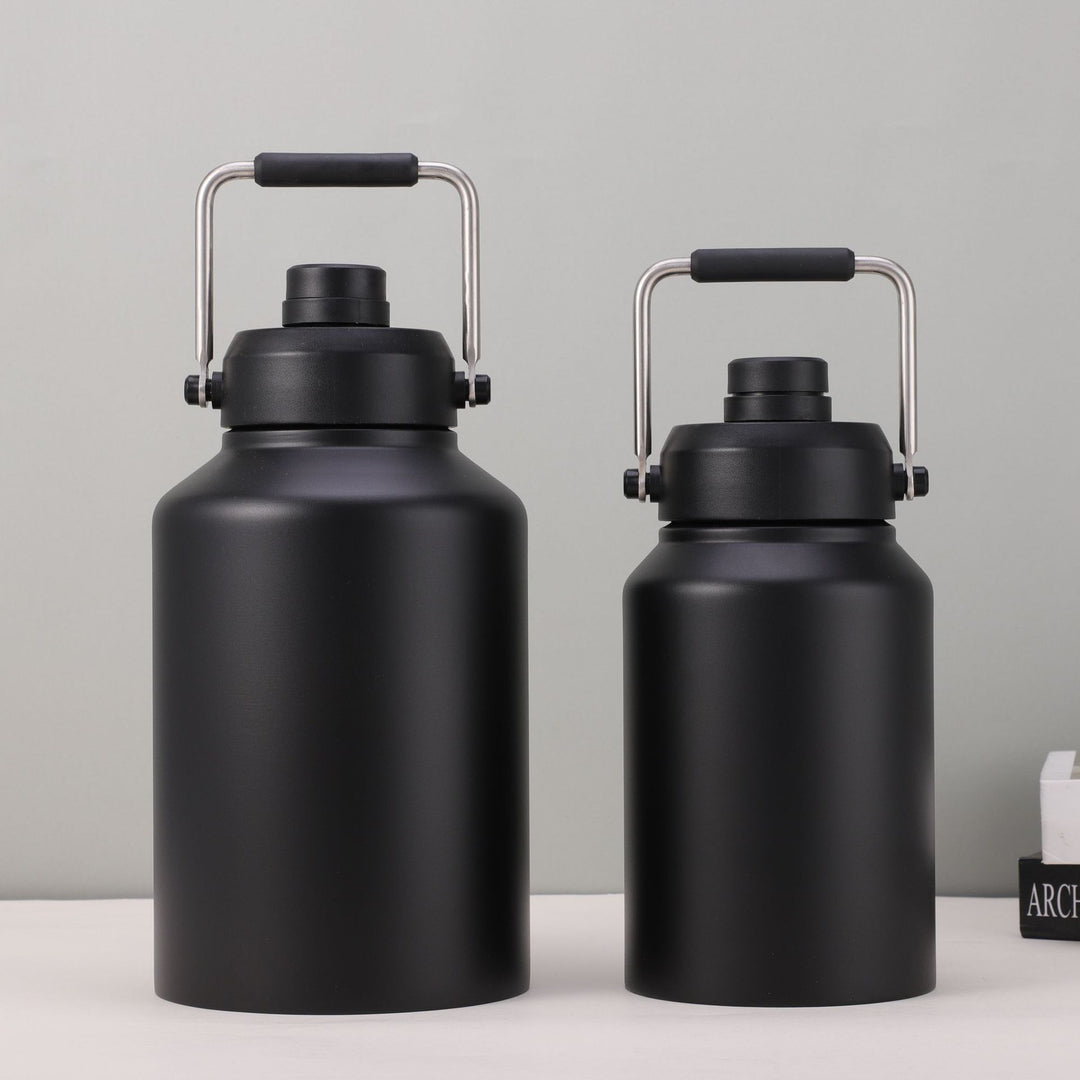Isolierte Wasserflasche Karnz