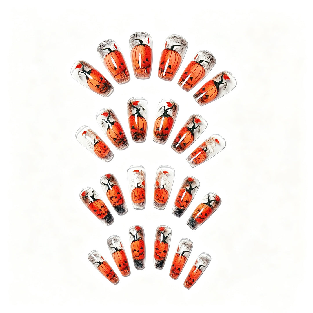 Kunstnägel mit Kreativem Halloween-Motiv Karnz