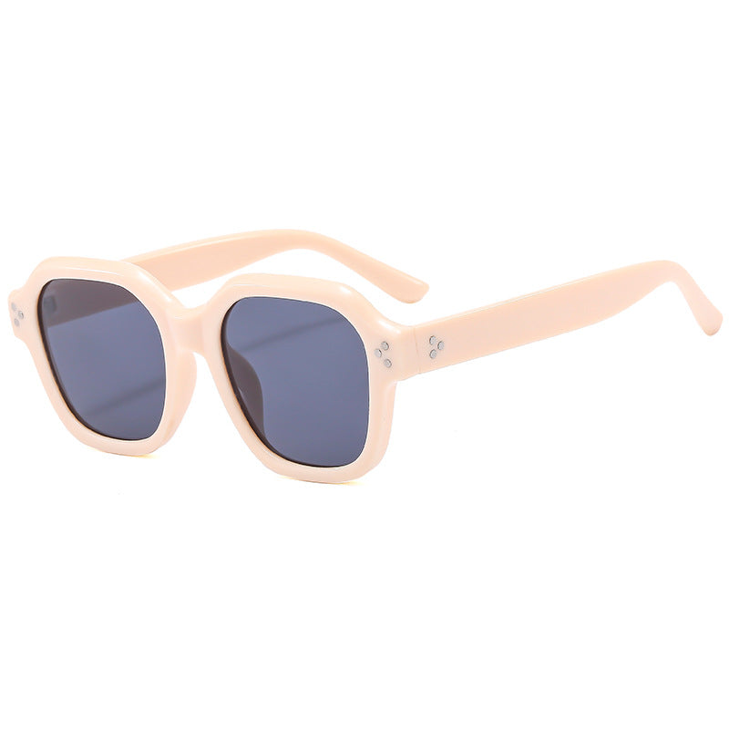 Damen Modische Retro-Sonnenbrille mit breitem Rahmen und UV-Schutz Karnz