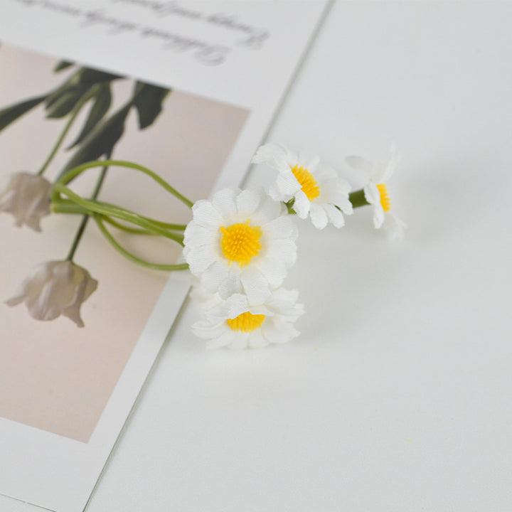 Dekorativer Kunstblumenstrauß Karnz