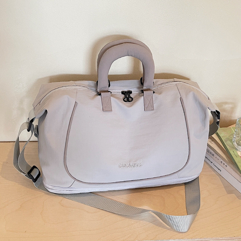 Reis Tasche