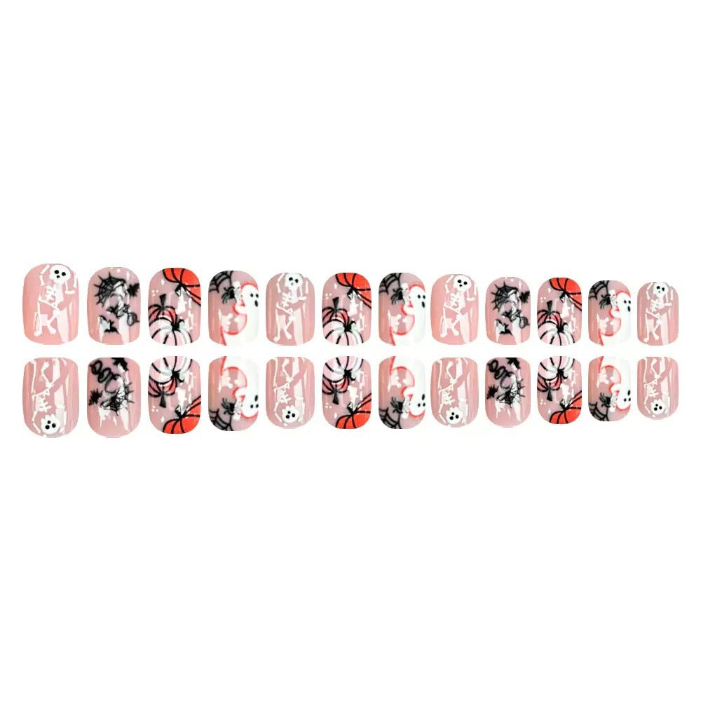 Halloween Kunstnagelset mit gruseligen 3D-Motiven und Spinnenverzierungen Karnz