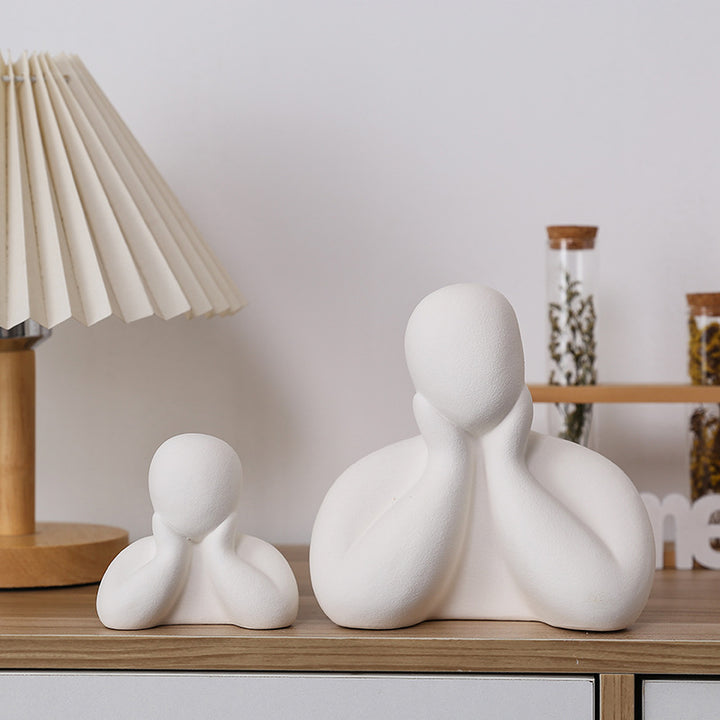 Künstlerische Entspannungsfigur Karnz