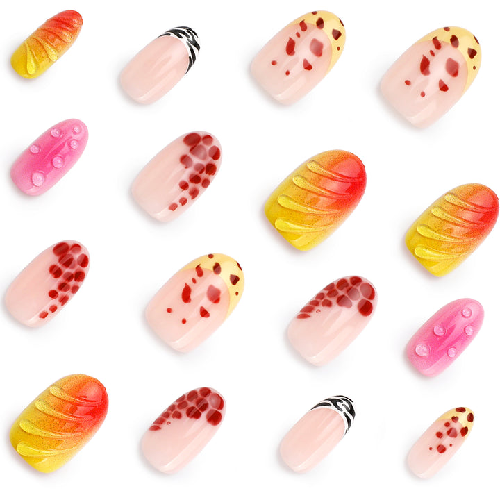 Kreative Kunstnägel mit floralem Design und Glitzerakzenten Karnz