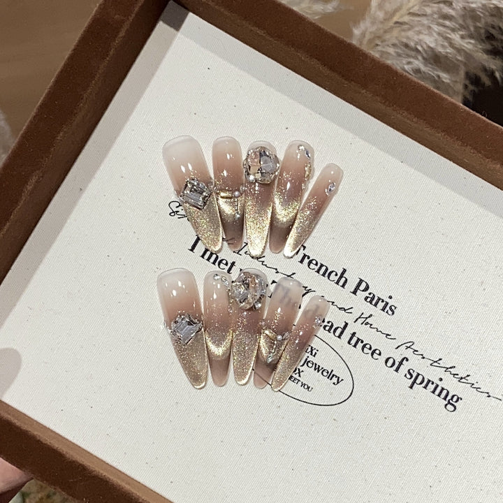 Glamorous Press-On Nail Art Set Karnz