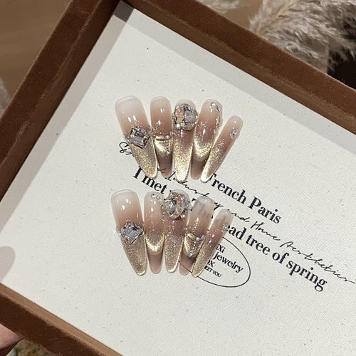 Glamorous Press-On Nail Art Set Karnz