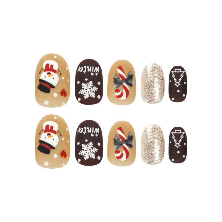 Glitzernde Winter-Nagelverlängerungen mit festlichen Motiven Karnz