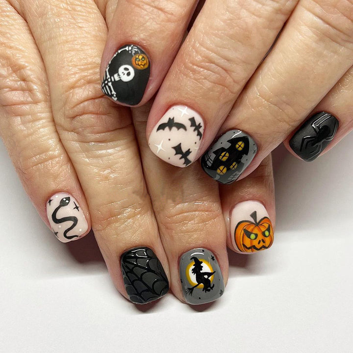 Kunstnagelset mit Halloween-Motiven Karnz