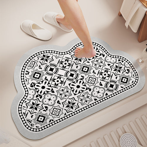 Cloud-Shaped Absorbent Microfiber Bath Mat with Non-Slip Backing and Palm Leaf Print