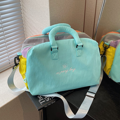 Stylische Mehrfarbige Reisetasche Karnz