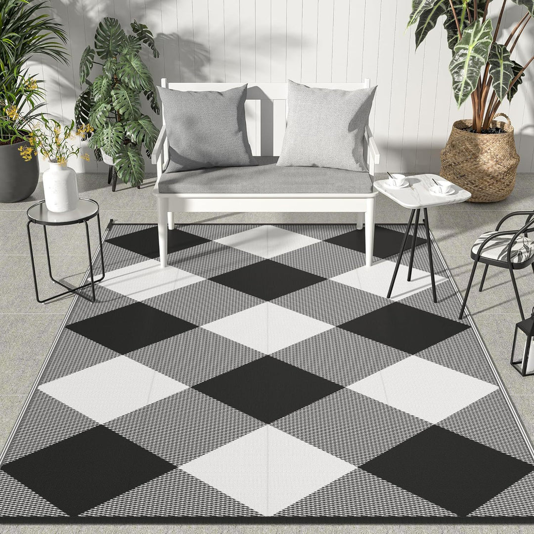 Geometrischer Outdoor-Teppich