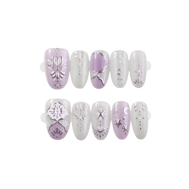 Dekoratives Metallic Press-On Nagelkunst Set Karnz