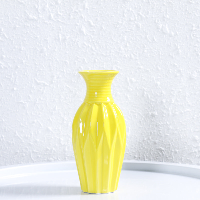 Modern gerippten Keramik Blumenvasen Karnz