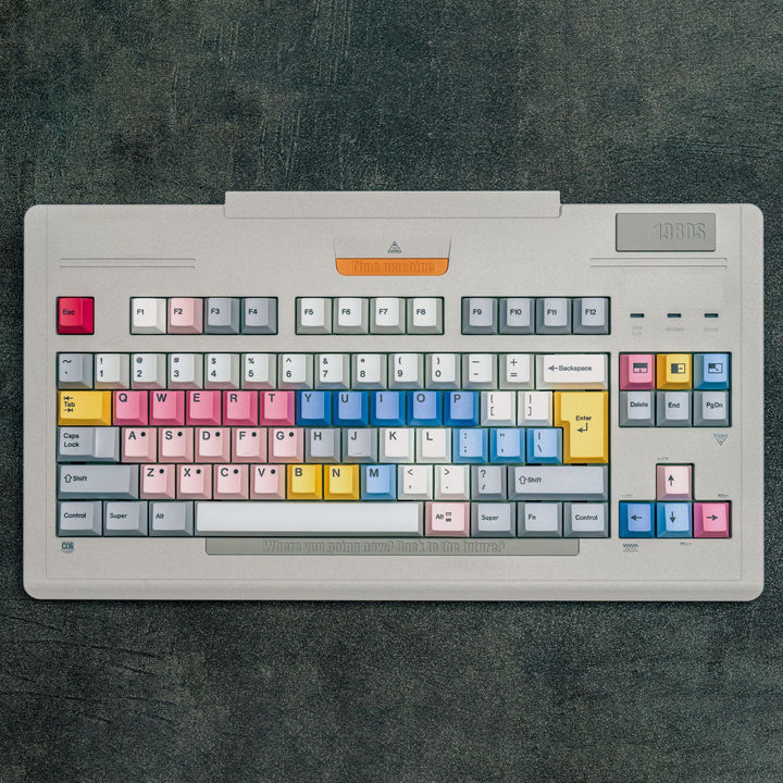 Vintage-inspirierte Gaming-Tastatur Karnz