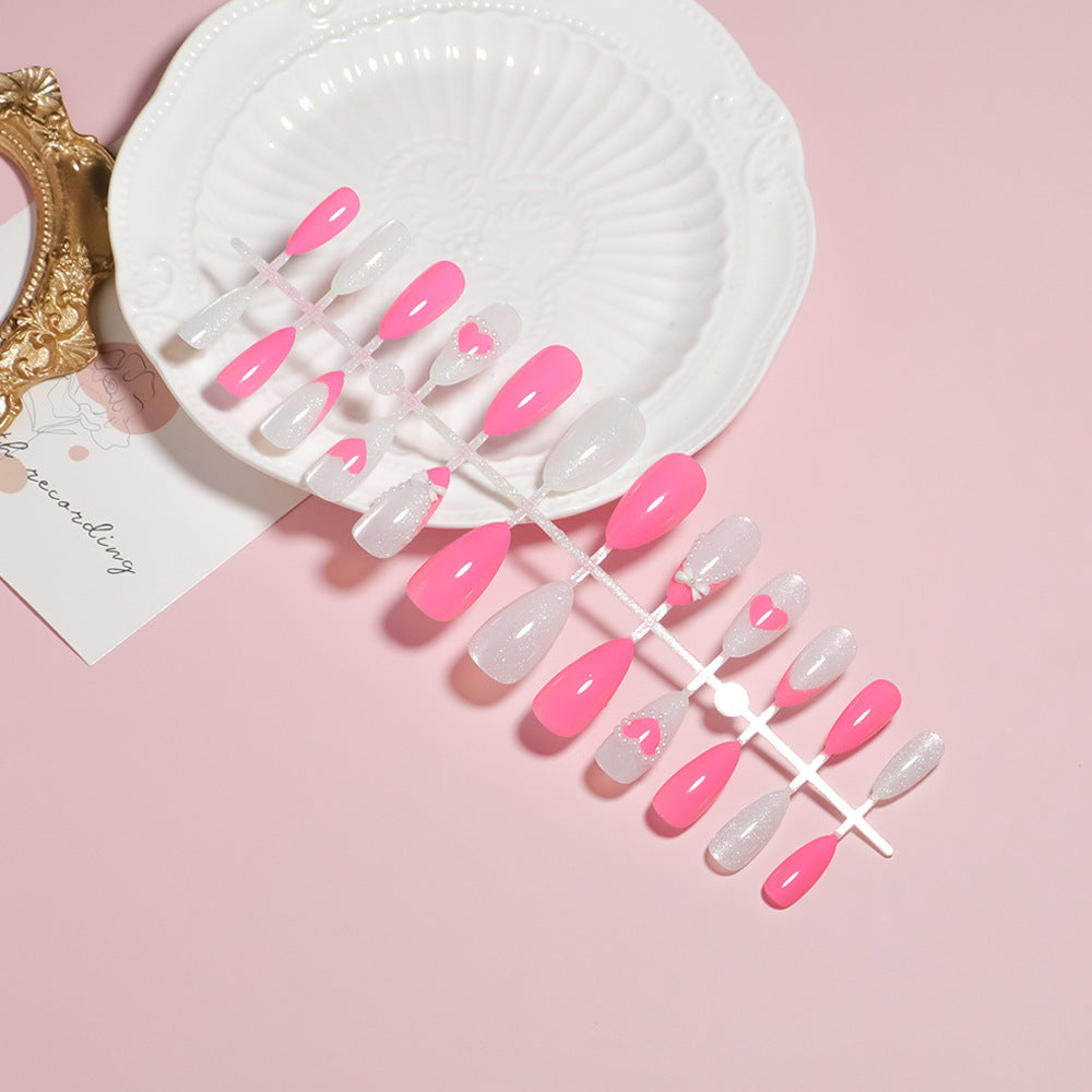Elegantes florales Akzent Press-On Nagelset Karnz