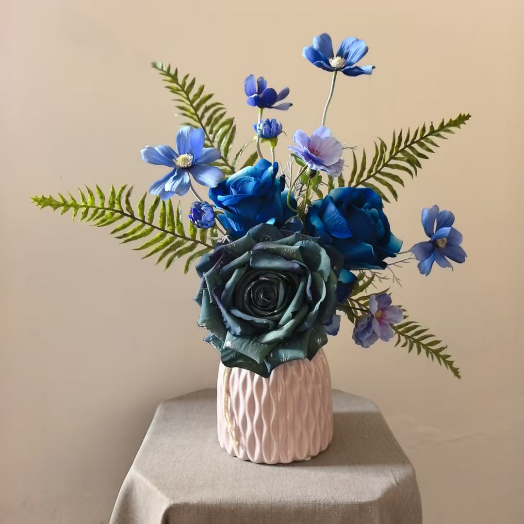 Elegante Blumenarrangement