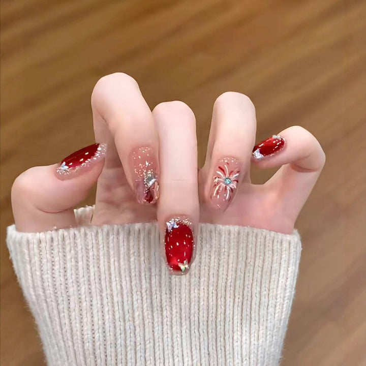 Dekorative Feiertags-Themen Press-On Nagelkunst Karnz