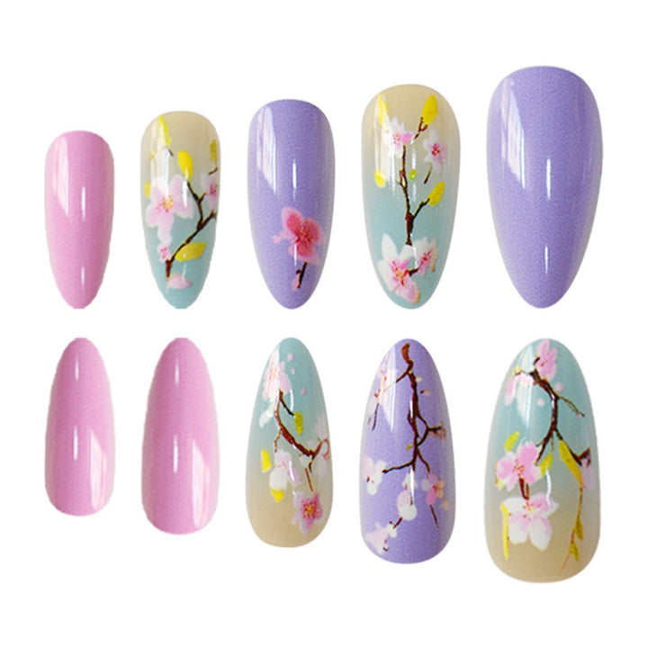 Künstlerische florale Press-On Nagelverstärkungen Karnz