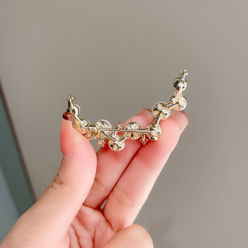 Elegante Perlenohrringe Karnz