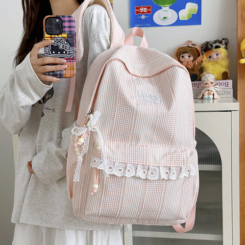 Stylischer gestreifter Design-Rucksack Karnz