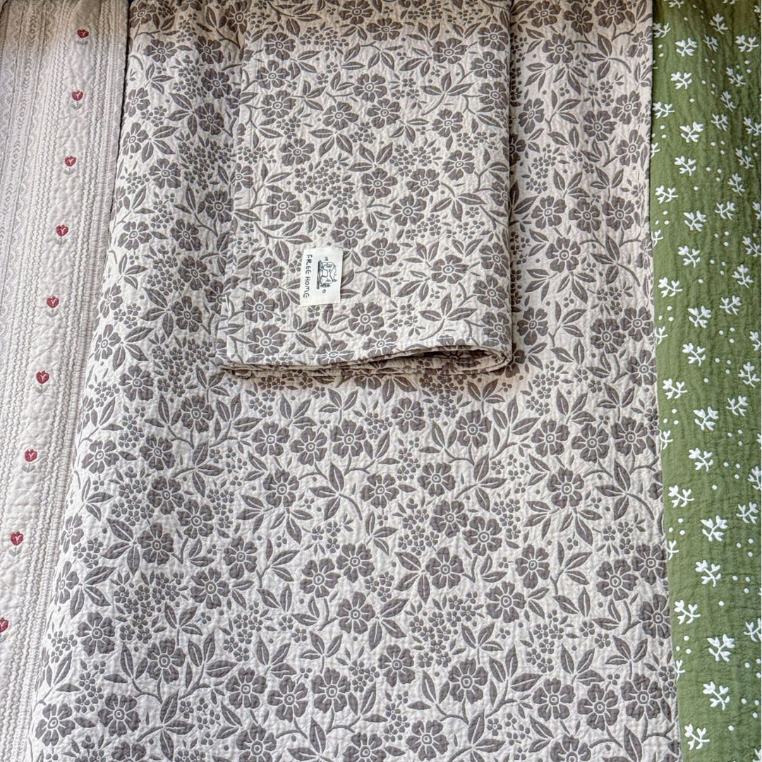 Damen Kuscheldecke mit niedlichem Pferdemotiv Karnz