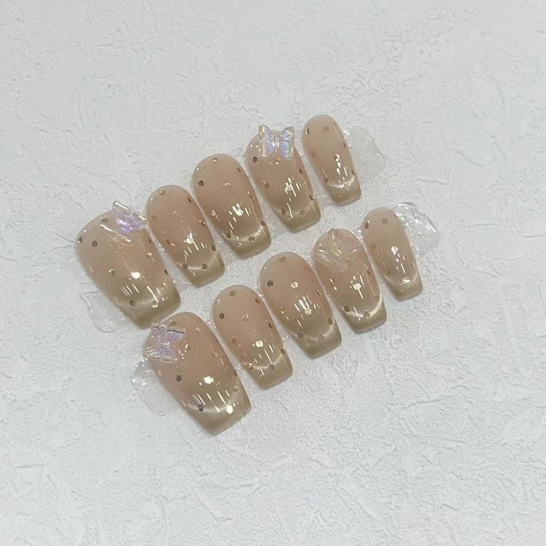Premium Press-On Nail Set mit irideszenten Akzenten Karnz