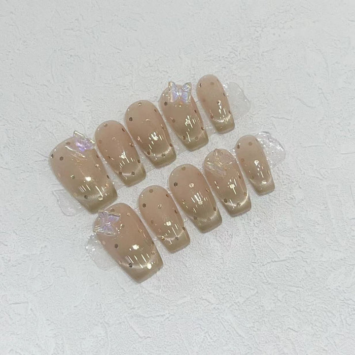 Premium Press-On Nail Set mit irideszenten Akzenten Karnz