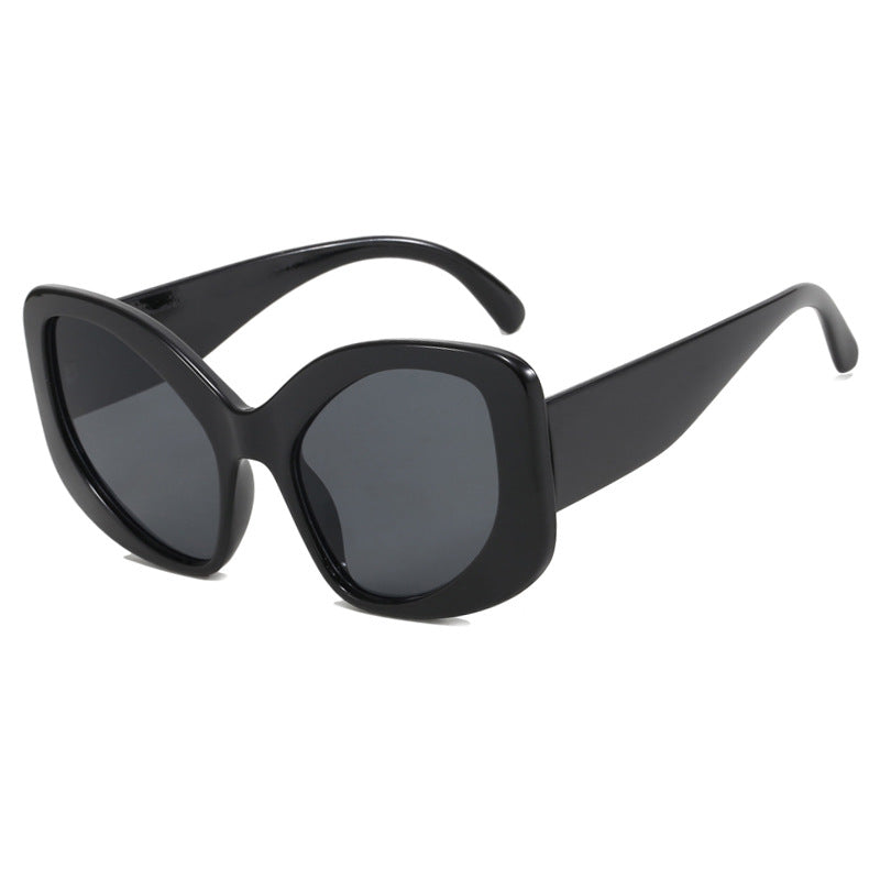 Damen oversized Sonnenbrille im modernen Design Karnz