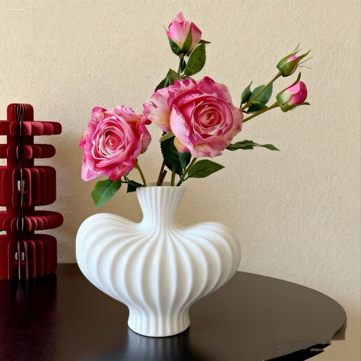 Dekorative gerippte Keramikvase für die Heimdisplay