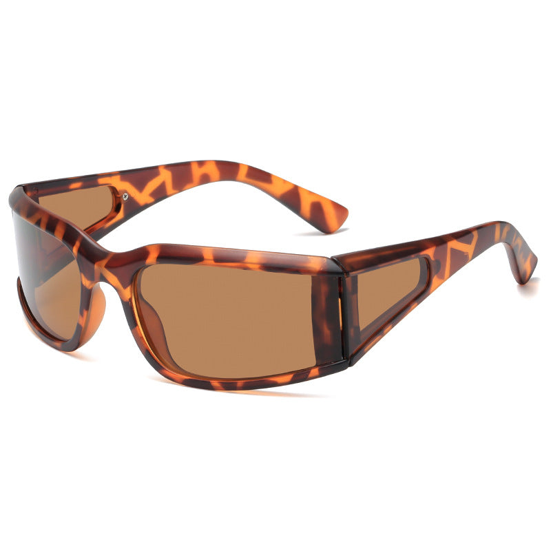 Damen Sportsonnenbrille mit besonders ergonomischem Design und seitlichem Blendschutz Karnz