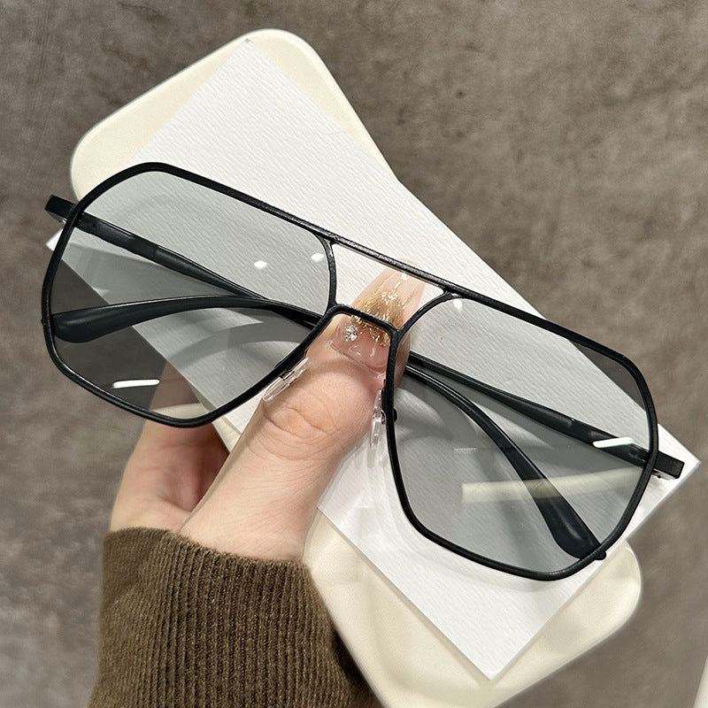 Fette geometrische Schild-Sonnenbrille