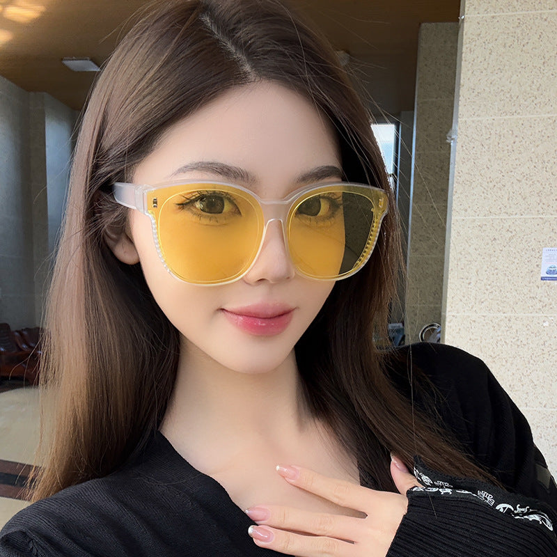 Damen Sportliche Sonnenbrille mit polarisierenden Gläsern und flexiblem Rahmen Karnz