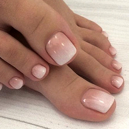 Elegantes Nageldesign Karnz