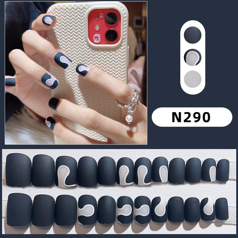 Einzigartiges Mattes Press-On Nagelset