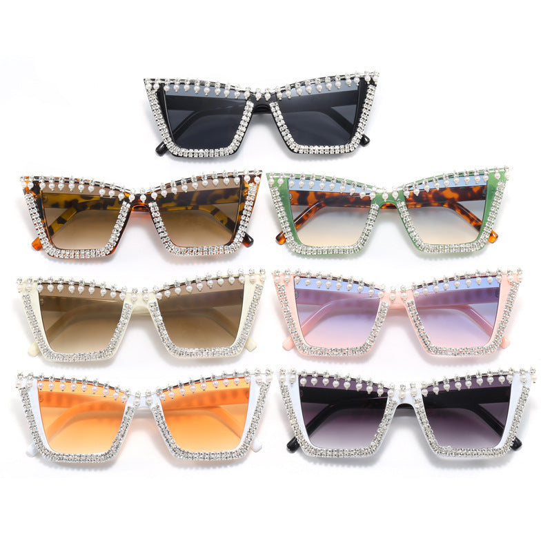 Damen Glamouröse Designer-Sonnenbrille mit funkelndem Rahmen Karnz