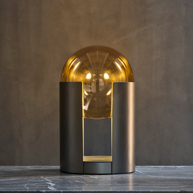 Künstlerische Glastischlampe mit modernem Design