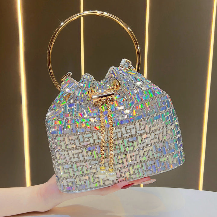 Rhinestone-beschmückte Bucket Bag