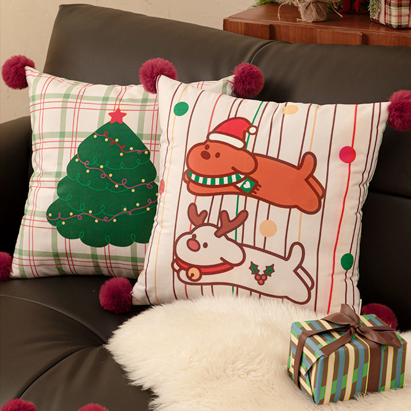 Quadratisches Weihnachts-Dekokissen mit Bommel-Ecken und bedrucktem Hunde-Motiv