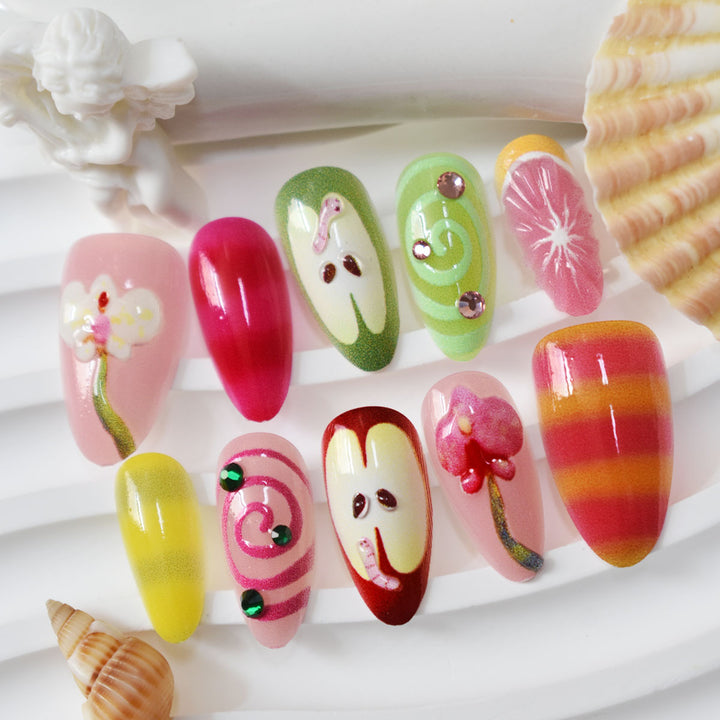 Kreatives Florales Nagelkunst-Set Karnz