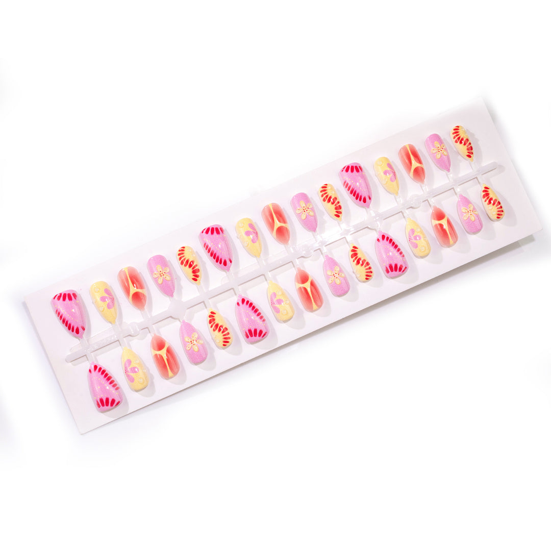 Künstlerisches Kreatives Floral Press-On Nail Art Set Karnz